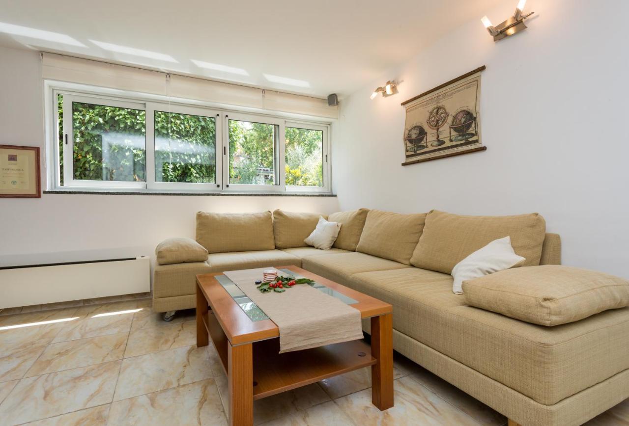 Molnar Resort Apartment Sergej Brzac Ngoại thất bức ảnh