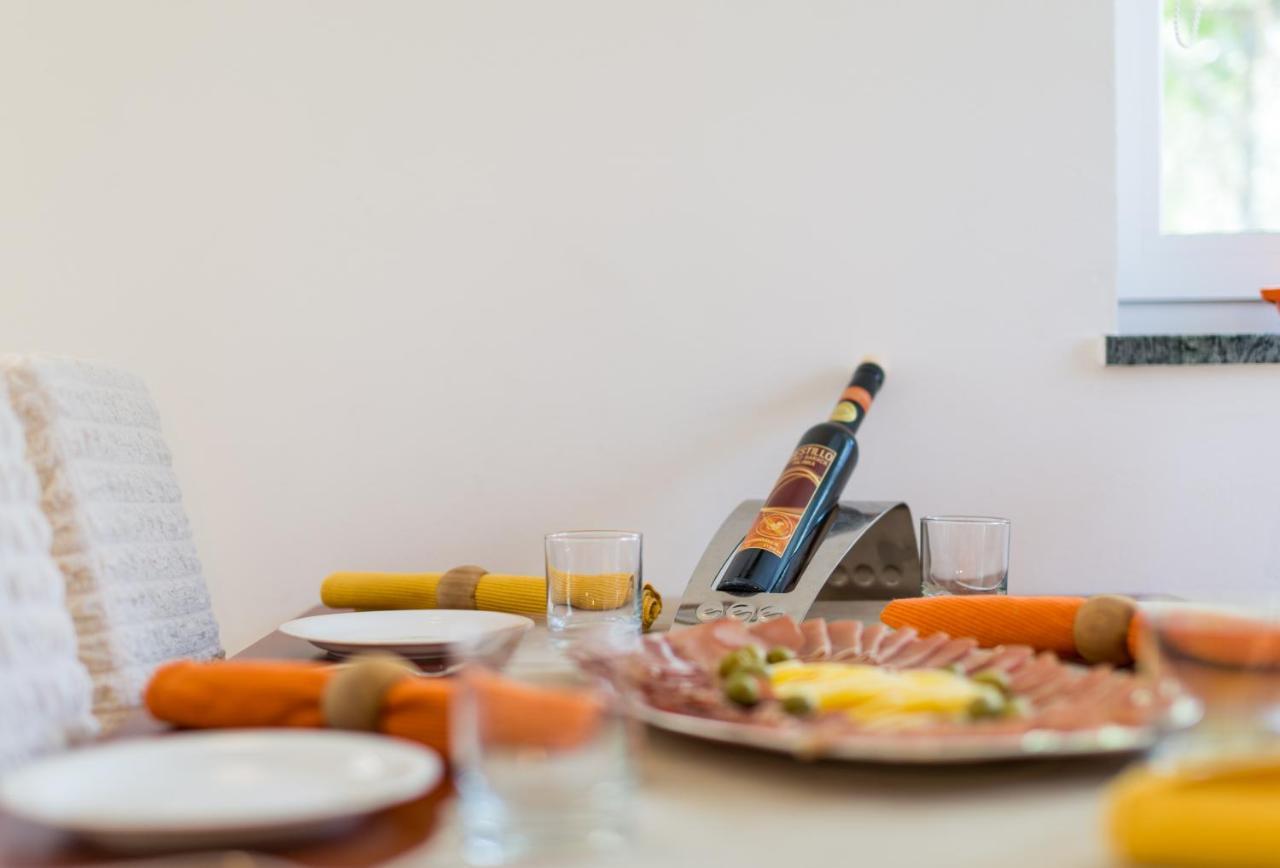 Molnar Resort Apartment Sergej Brzac Ngoại thất bức ảnh